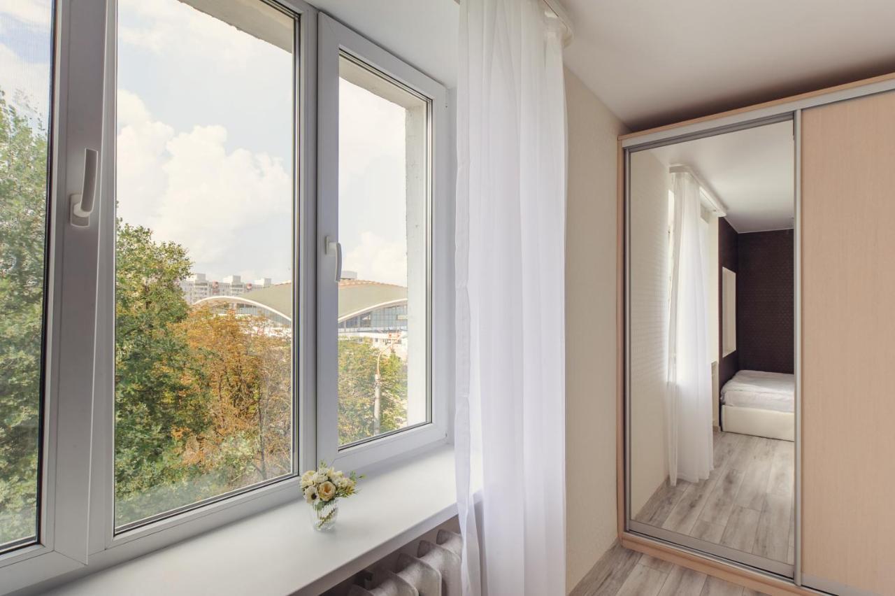 Apartments On Ploscha Yakuba Kolasa 민스크 외부 사진