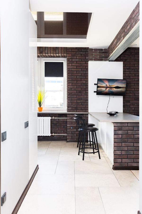 Apartments On Ploscha Yakuba Kolasa 민스크 외부 사진