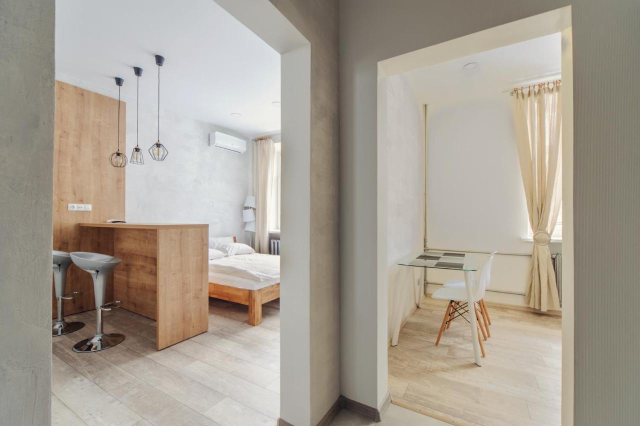 Apartments On Ploscha Yakuba Kolasa 민스크 외부 사진